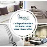 Апартаменты Le Seventies - Vue Port - Parking Prive - Etage Eleve - Pyramide Ла-Гранд-Мот