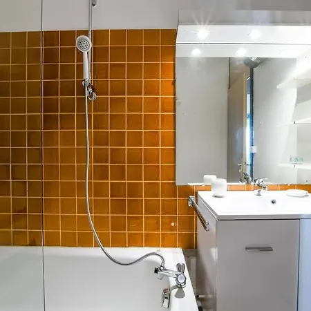 Le Seventies - Vue Port - Parking Prive - Etage Eleve - Pyramide Apartmán *